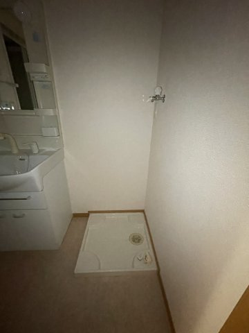 サンアビテの洗面所|イメージとして同建物他部屋を表示しています