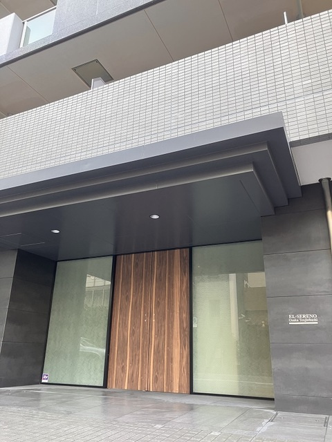 エル・セレーノ大阪天神橋の外観