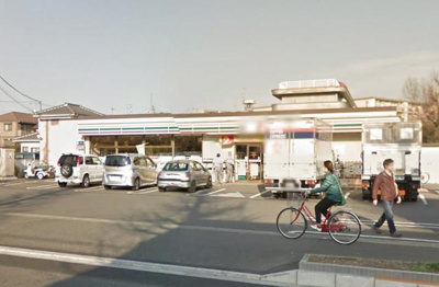 セブン－イレブン 相模原南橋本店 徒歩7分。コンビニ 540m