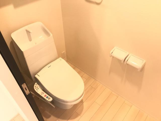 ＣｏｎｆｏｒｔｉｎｏⅢ（コンフォルティーノスリー）のトイレ|シャワー付トイレ