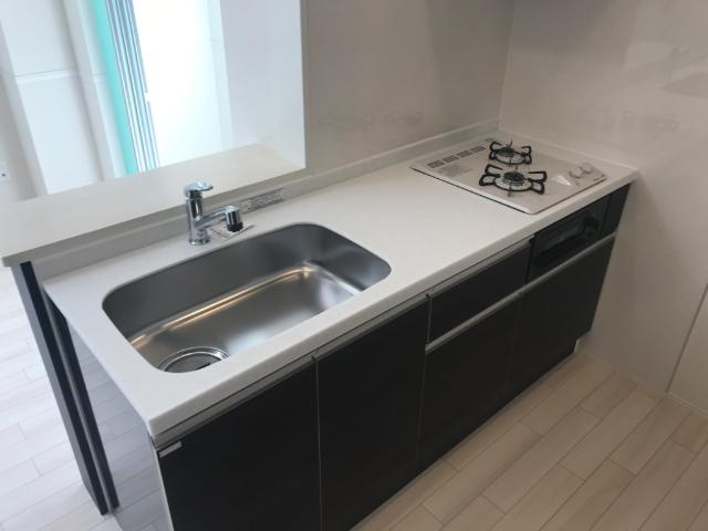 ＣｏｎｆｏｒｔｉｎｏⅢ（コンフォルティーノスリー）のキッチン|キッチン