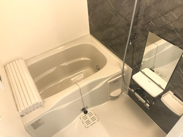 ＣｏｎｆｏｒｔｉｎｏⅢ（コンフォルティーノスリー）の浴室|バス