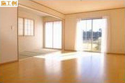 南区西大沼3丁目新築戸建て　B号棟の居間・リビング|使いやすい居間です