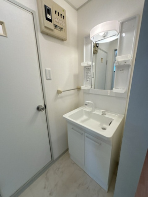 シャワー付き洗面化粧台