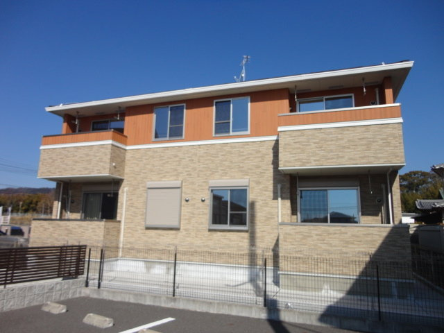 サニーシャトウＦの外観