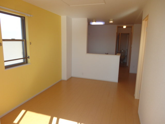 サニーシャトウＦの内装