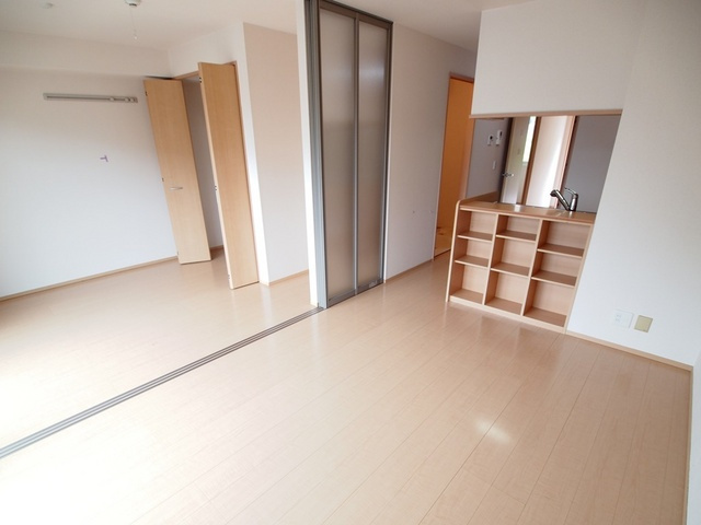 ヴィルヌーブＤの居間・リビング