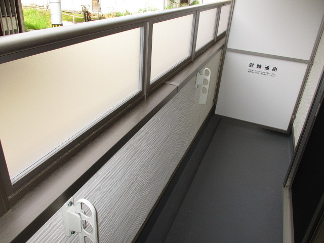 クレアール郡山1のバルコニー