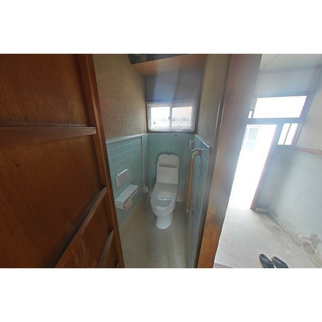 茜部菱野３丁目貸家のトイレ