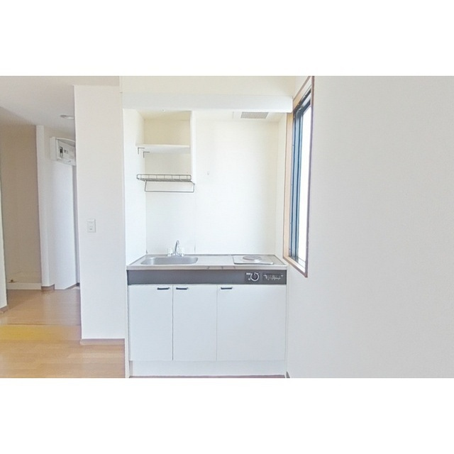 岐阜市今嶺３丁目のアパートのキッチン