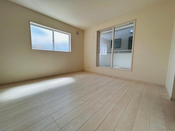 【洋室】 | 写真は同社施工例です。