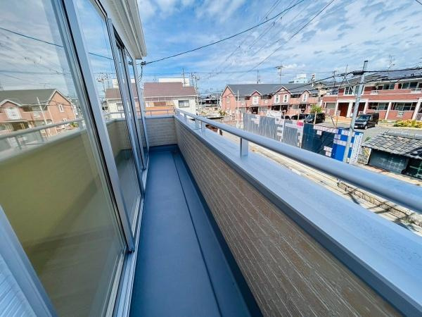 【バルコニー】 | 写真は同社施工例です。