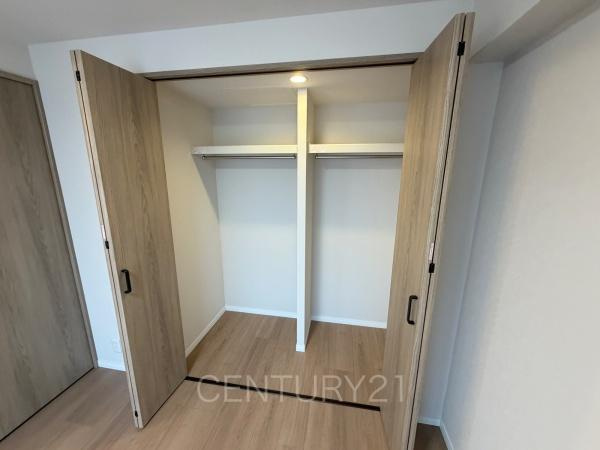 ダイアパレス前橋南町の収納|ハンガーパイプ付きクローゼットです。