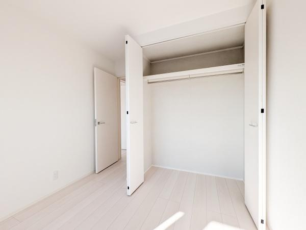 横浜市青葉区桂台２丁目の新築一戸建の収納|豊富な収納スペース。
収納が多いとお部屋が広く使えます！