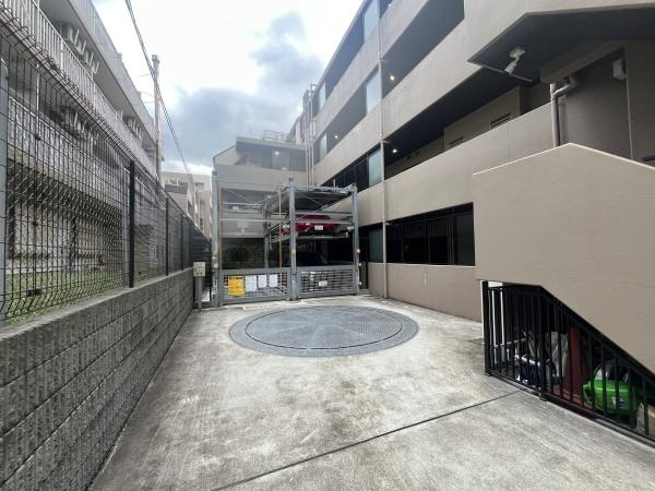 【駐車場】 | ラ・アトレレジデンス新百合ヶ丘