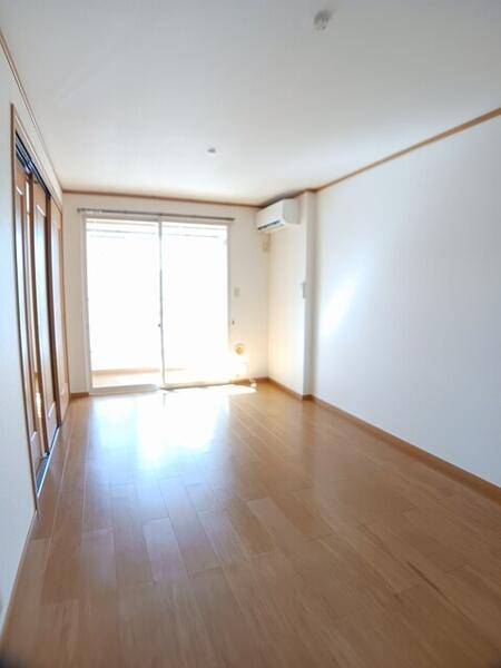 カーサ　クラールＢの居間・リビング