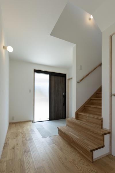 上庄原新築戸建の玄関