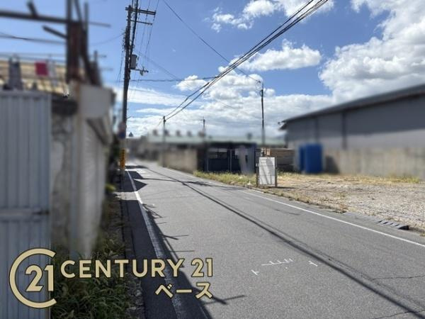 大和高田市東三倉堂町 １号地 ／新築一戸建の前面道路含む現地写真|■現地撮影写真■コンビニが徒歩圏内に近接しています。