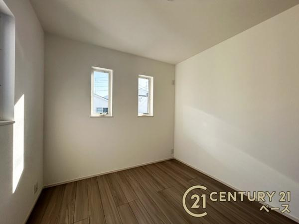 生駒市俵口町 １号棟 ／新築一戸建の洋室|２階には４部屋の洋室があります！