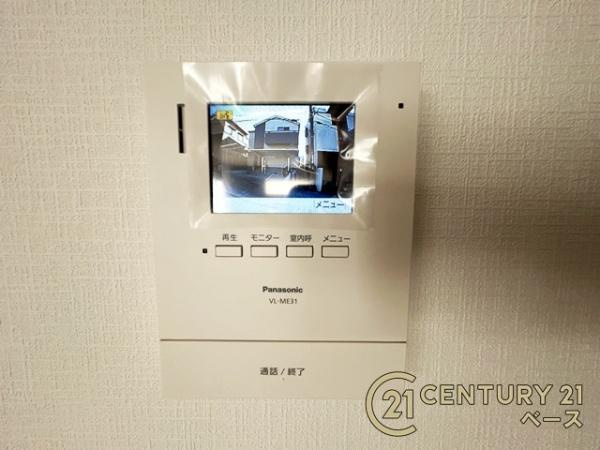 生駒市俵口町 １号棟 ／新築一戸建の内装|ＴＶモニター付きインターホンで防犯対策もバッチリ！来客も一目でわかり安心です！