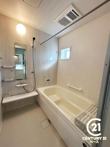 生駒市俵口町 １号棟 ／新築一戸建の浴室|ゆったりしたサイズの浴室！足を伸ばしての入浴は疲れも癒してくれます！