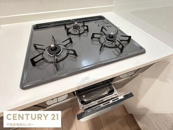 【その他】 | 三津屋北２丁目　建築条件付宅地　 | ※モデルハウスのお写真です。
建築参考プラン（間取り図面参照）
　延床面積：８１.７８平米
　間取り：３ＬＤＫ
　価格：２０８０万円
