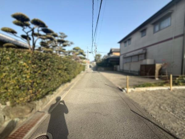 和歌山市東小二里町　土地の前面道路含む現地写真