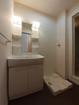 【洗面所】 | フェリーチェ　トレ