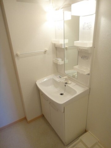 ティファーレ　Ⅱの洗面所