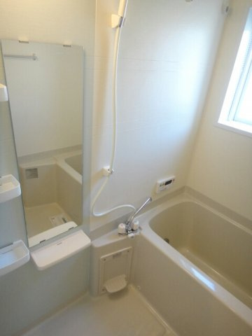 ティファーレ　Ⅱの浴室