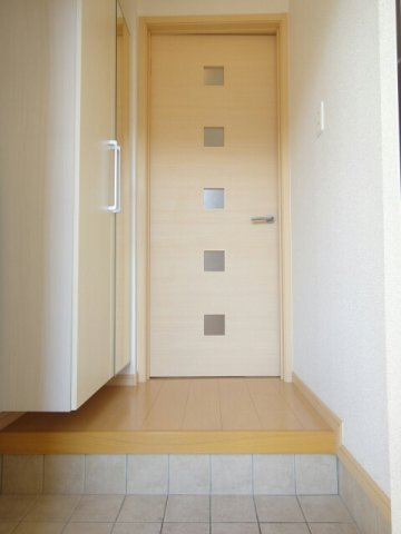 ティファーレ　Ⅱの玄関