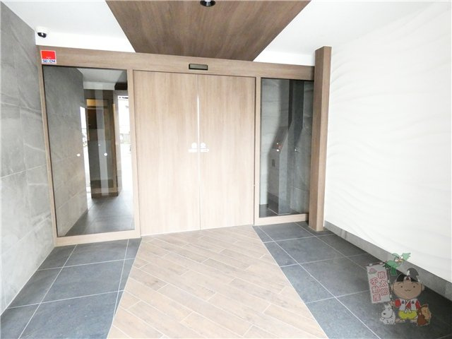 Ｌｅ　ｃｕｂｅ富田町のエントランス