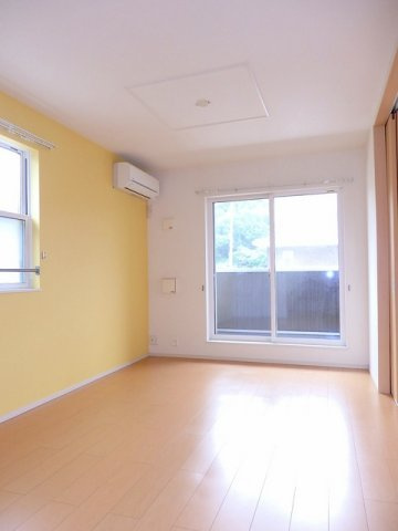 サニーブリーズ物見東　Ａの居間・リビング|ゆったり過ごせる居間です