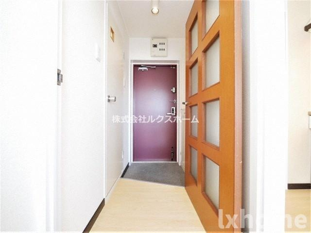 ビスタ千里丘Vの玄関