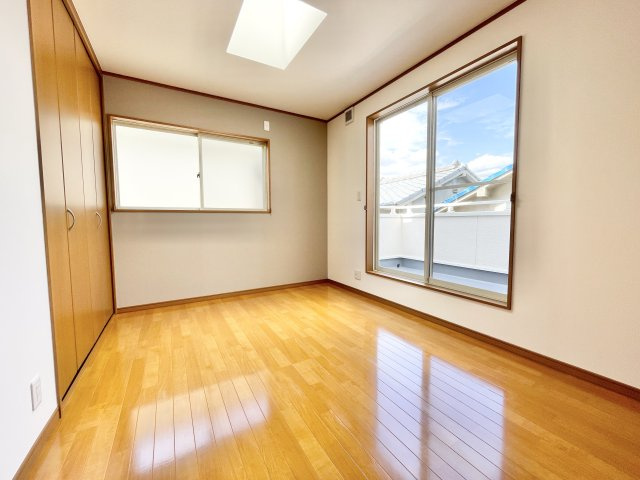 枚方市宮之阪4丁目　中古一戸建ての子供部屋|お子さんと一緒に遊べます