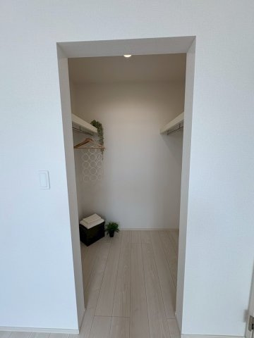 うるま市与那城82　3区画A号棟　新築戸建ての独立洗面台|イメージ写真です。