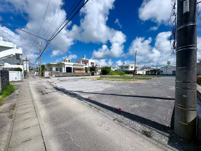 うるま市与那城82　3区画A号棟　新築戸建ての前面道路含む現地写真|2025.9.17現地写真