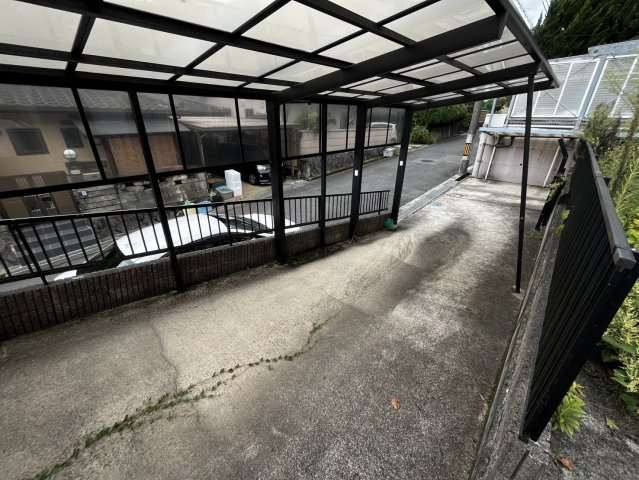 天満台東二丁目の駐車場