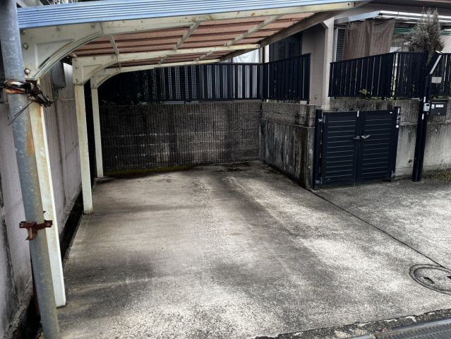 天満台東二丁目の駐車場