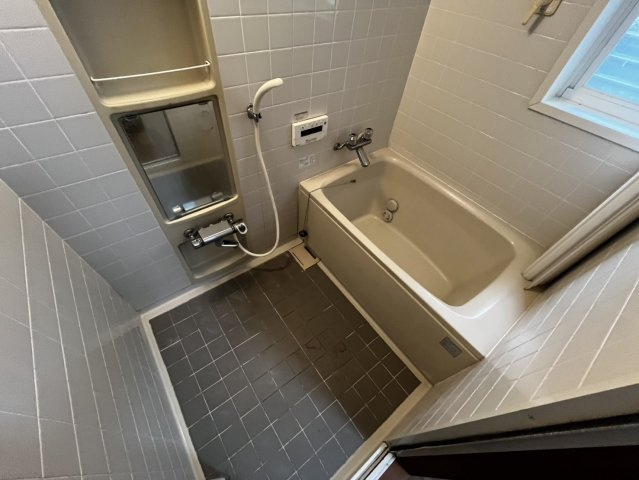 天満台東二丁目の浴室
