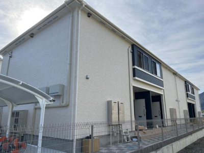 【外観】 | フォレストヴィラⅢ | 外観写真（昼）