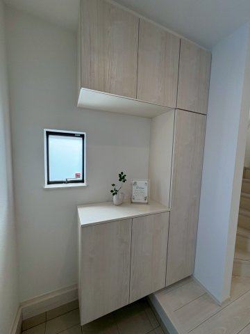 うるま市与那城82　3区画　新築戸建ての玄関|イメージ写真です。