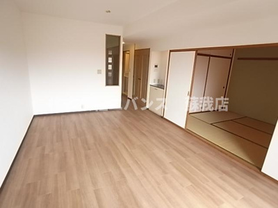 【居間・リビング】 | フェリス蘇我 | 居間です