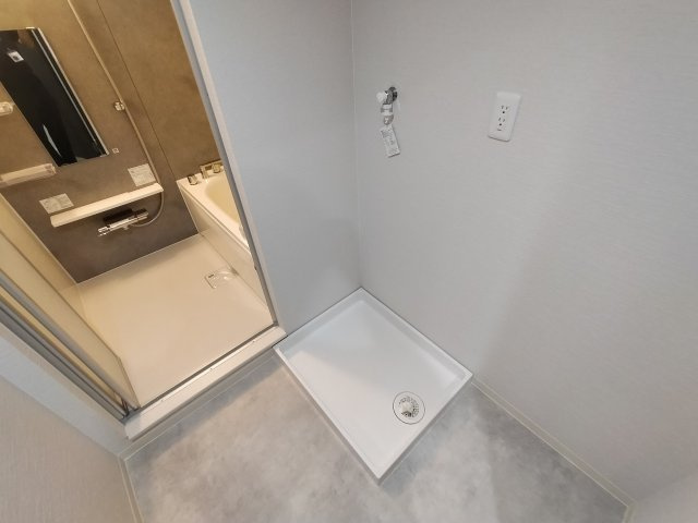 サーパス新下関Ⅰ405号のランドリースペース