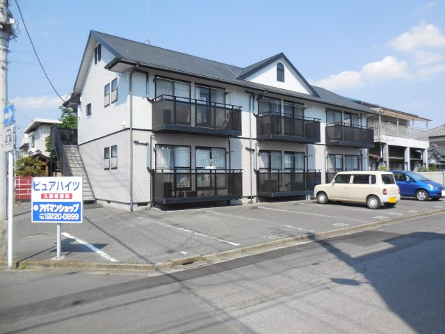 ピュアハイツの駐車場