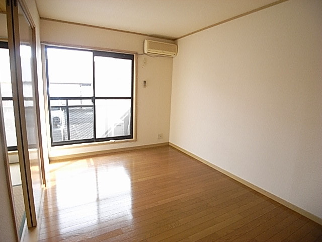 ピュアハイツの洋室