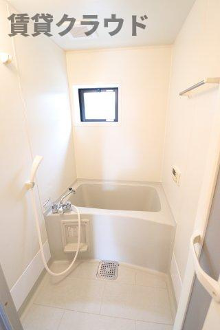 コーポ小倉　Aの浴室|日々の疲れを癒すお風呂付です