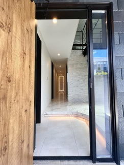 【玄関】 | 糸満市潮﨑　戸建