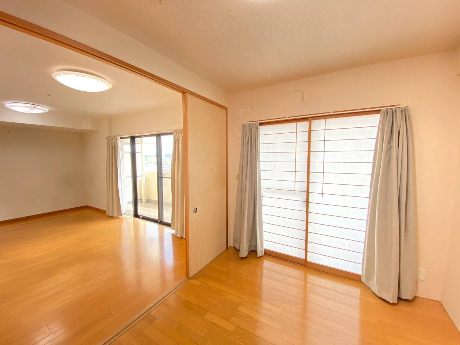 サンセリテ太田の洋室