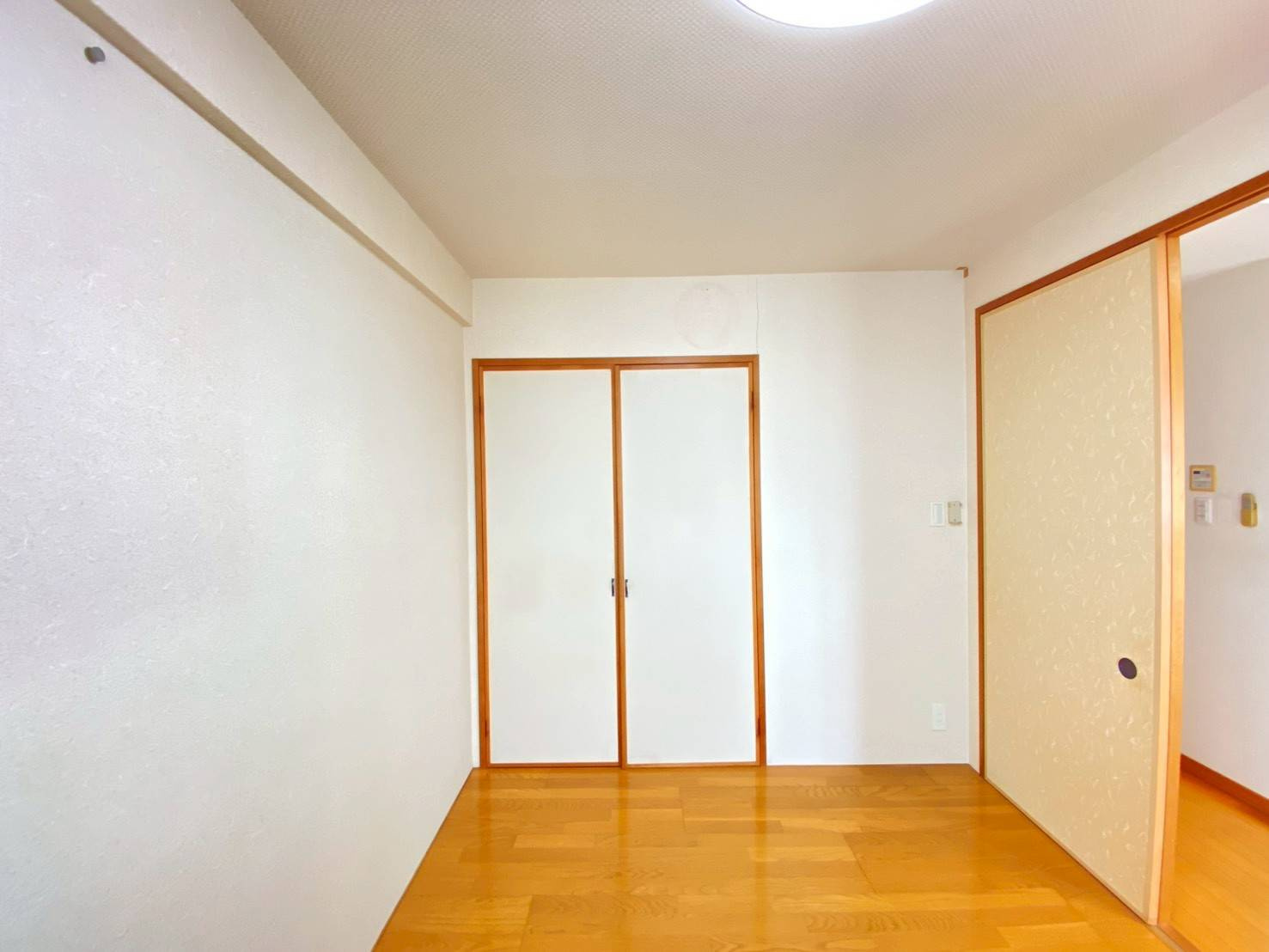 サンセリテ太田の洋室